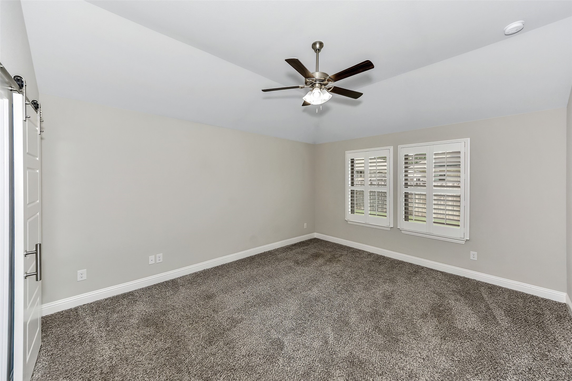 933 E 5th Street Springtown TX 76082