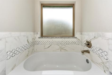 933 E 5th Street Springtown TX 76082