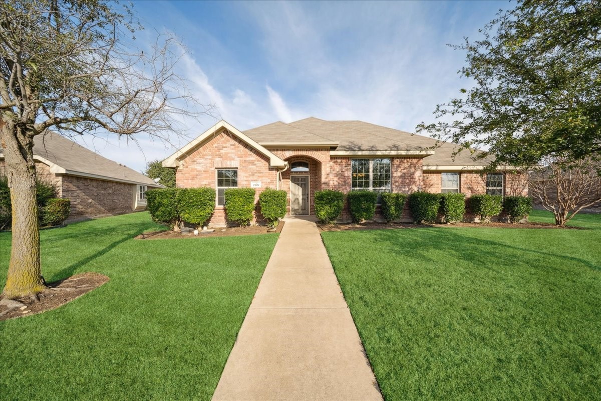 709 Trillium Lane Desoto TX 75115