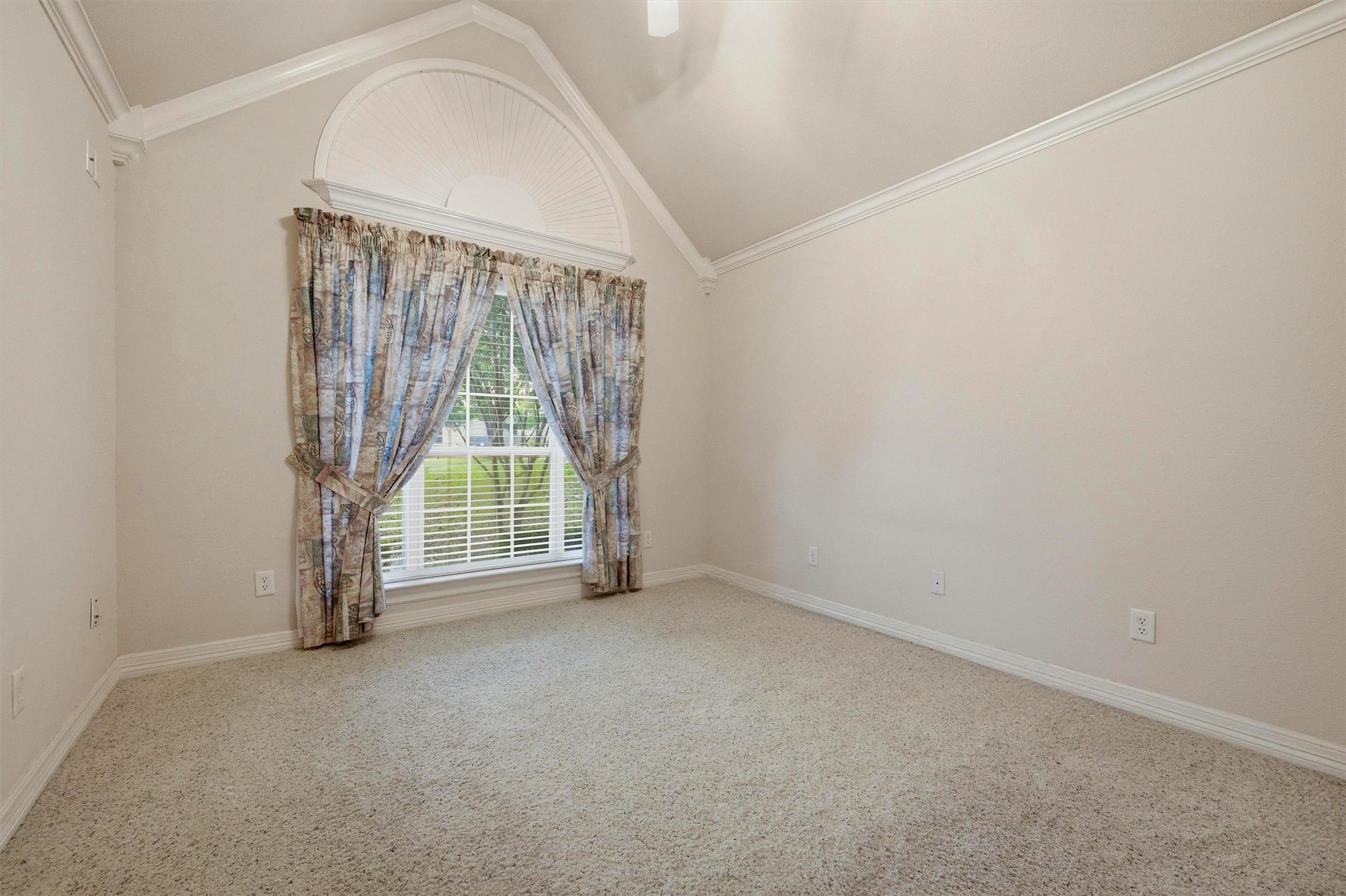2507 Renaissance Circle Denison TX 75020