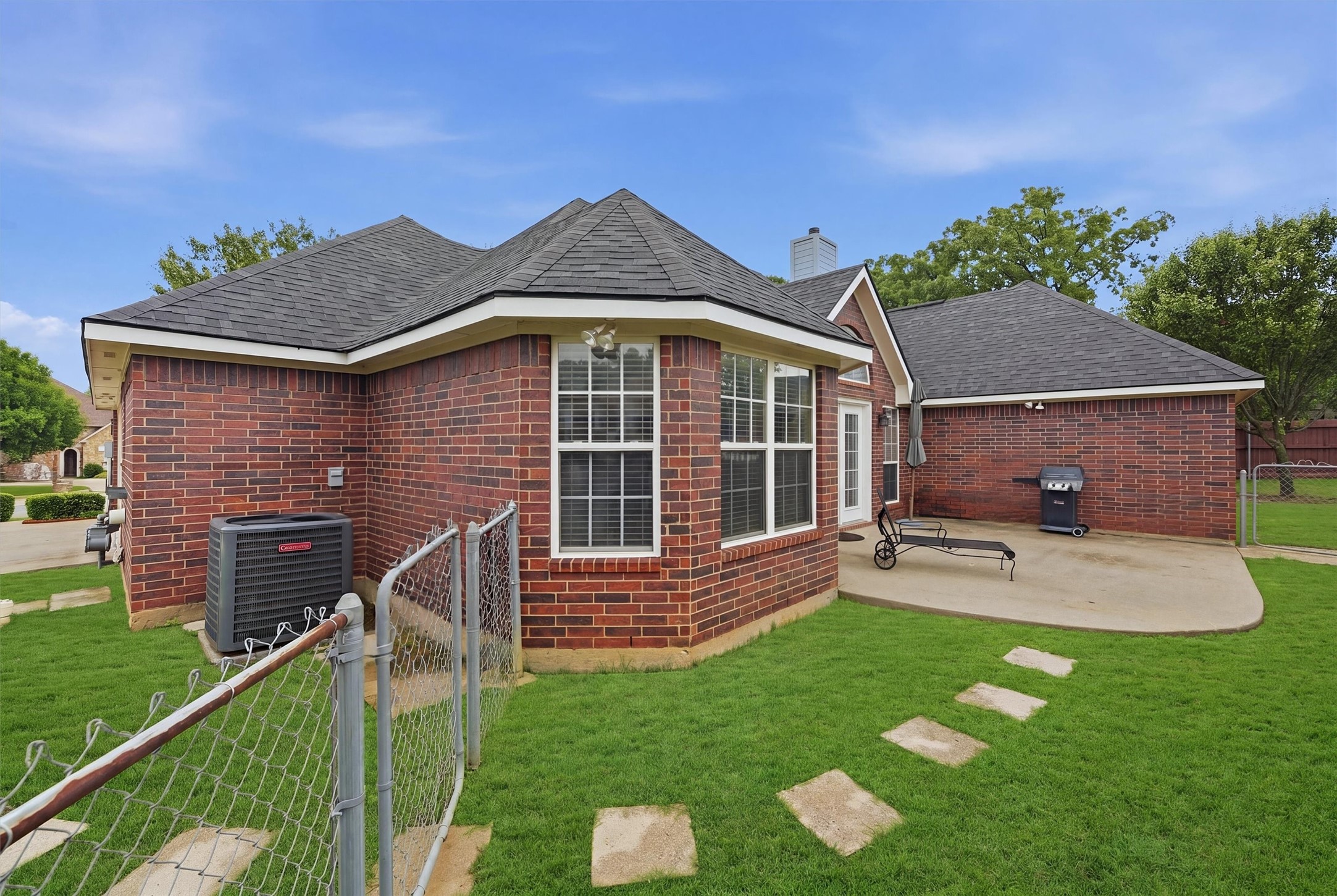 2507 Renaissance Circle Denison TX 75020