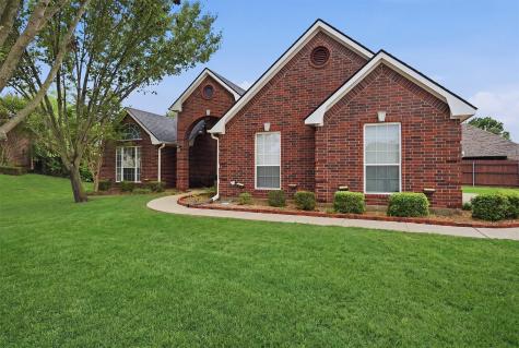 2507 Renaissance Circle Denison TX 75020