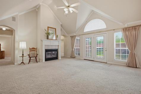 2507 Renaissance Circle Denison TX 75020
