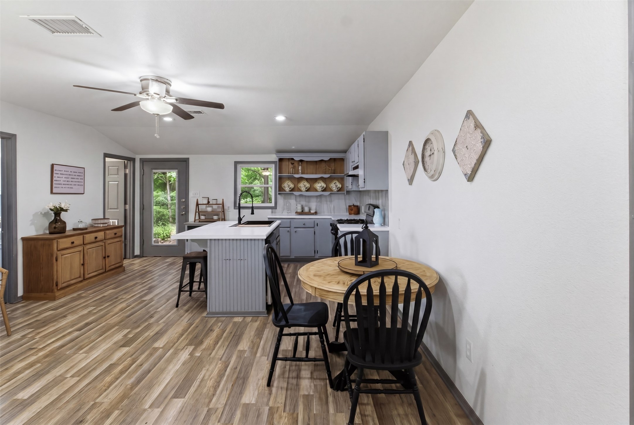 10015 Shoreline Drive Wills Point TX 75169