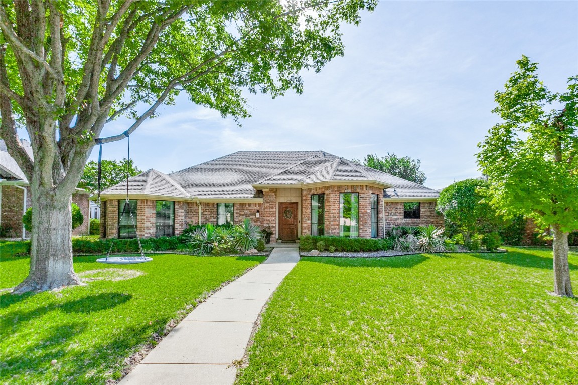 2906 Foxcreek Drive Richardson TX 75082