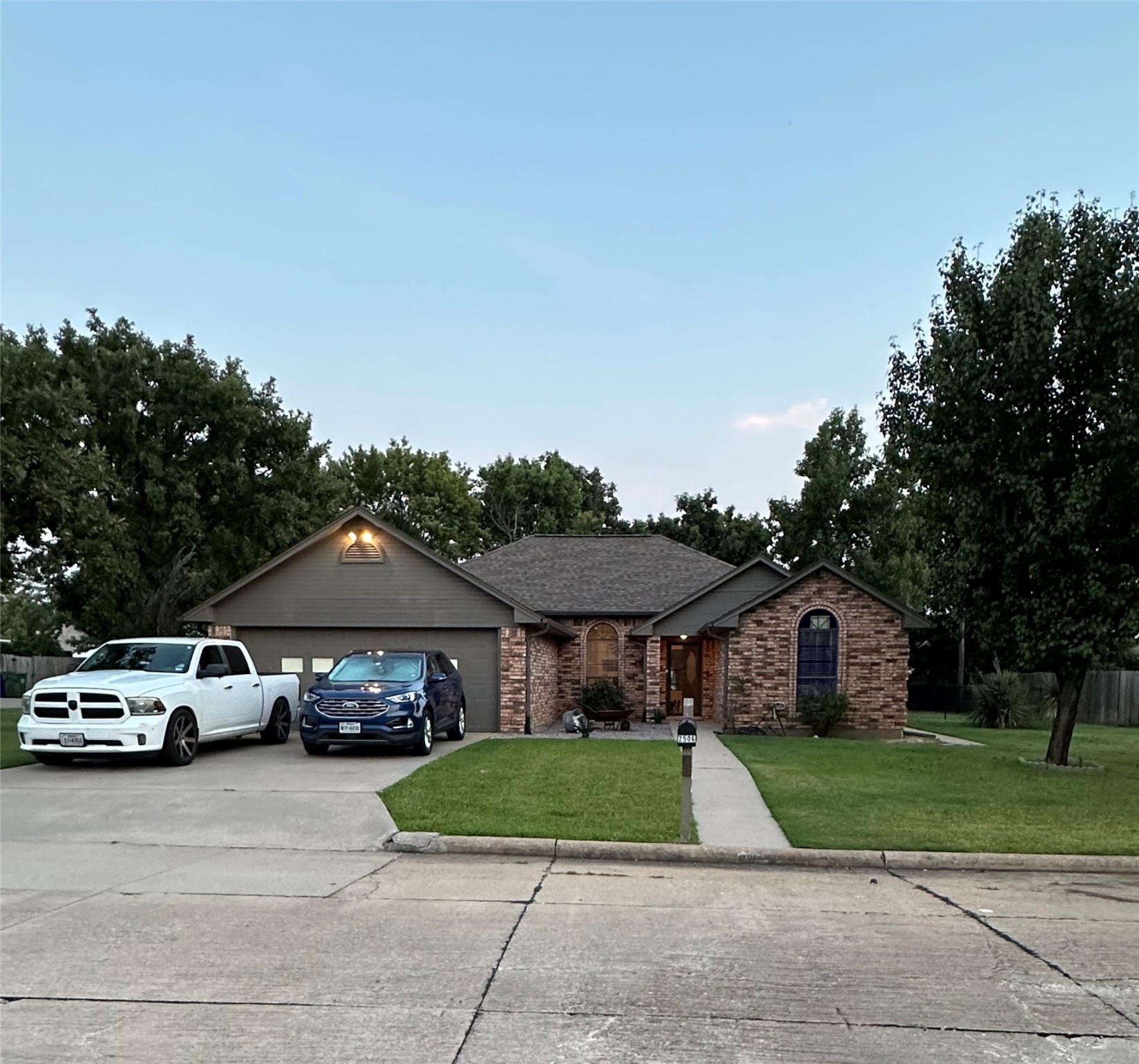 2506 Evelyn Road Whitesboro TX 76273