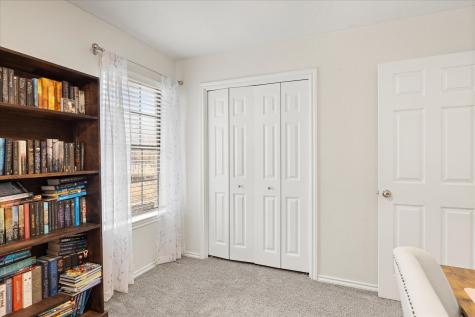 1709 W Doyle Street Granbury TX 76048