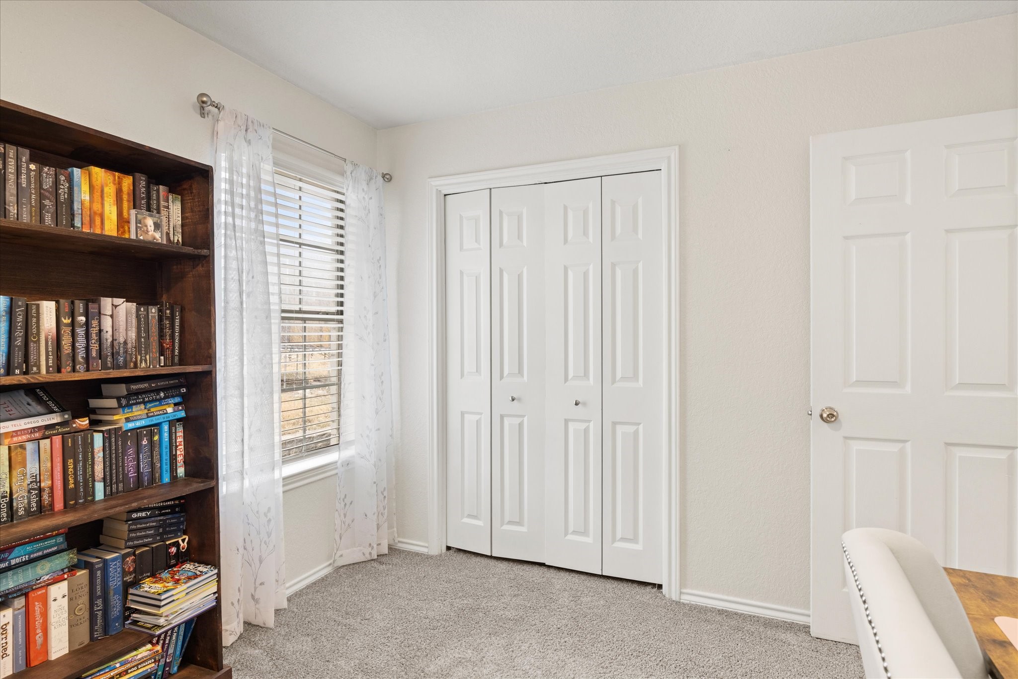 1709 W Doyle Street Granbury TX 76048