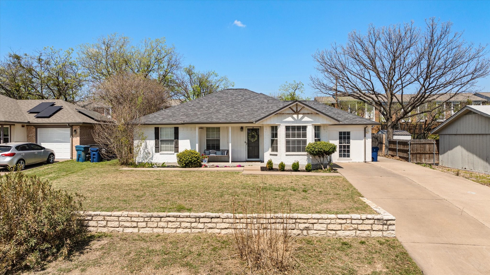 1709 W Doyle Street Granbury TX 76048