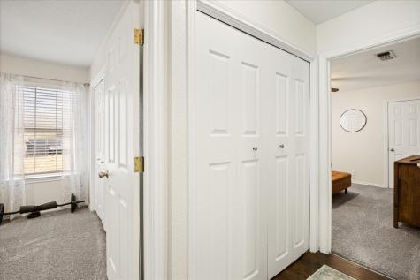 1709 W Doyle Street Granbury TX 76048