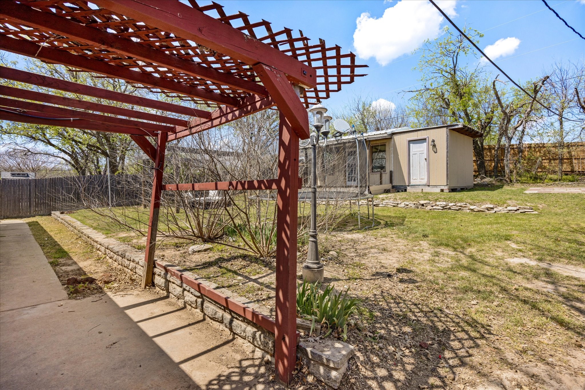 1709 W Doyle Street Granbury TX 76048