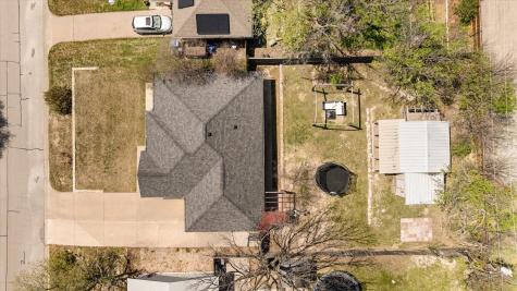 1709 W Doyle Street Granbury TX 76048