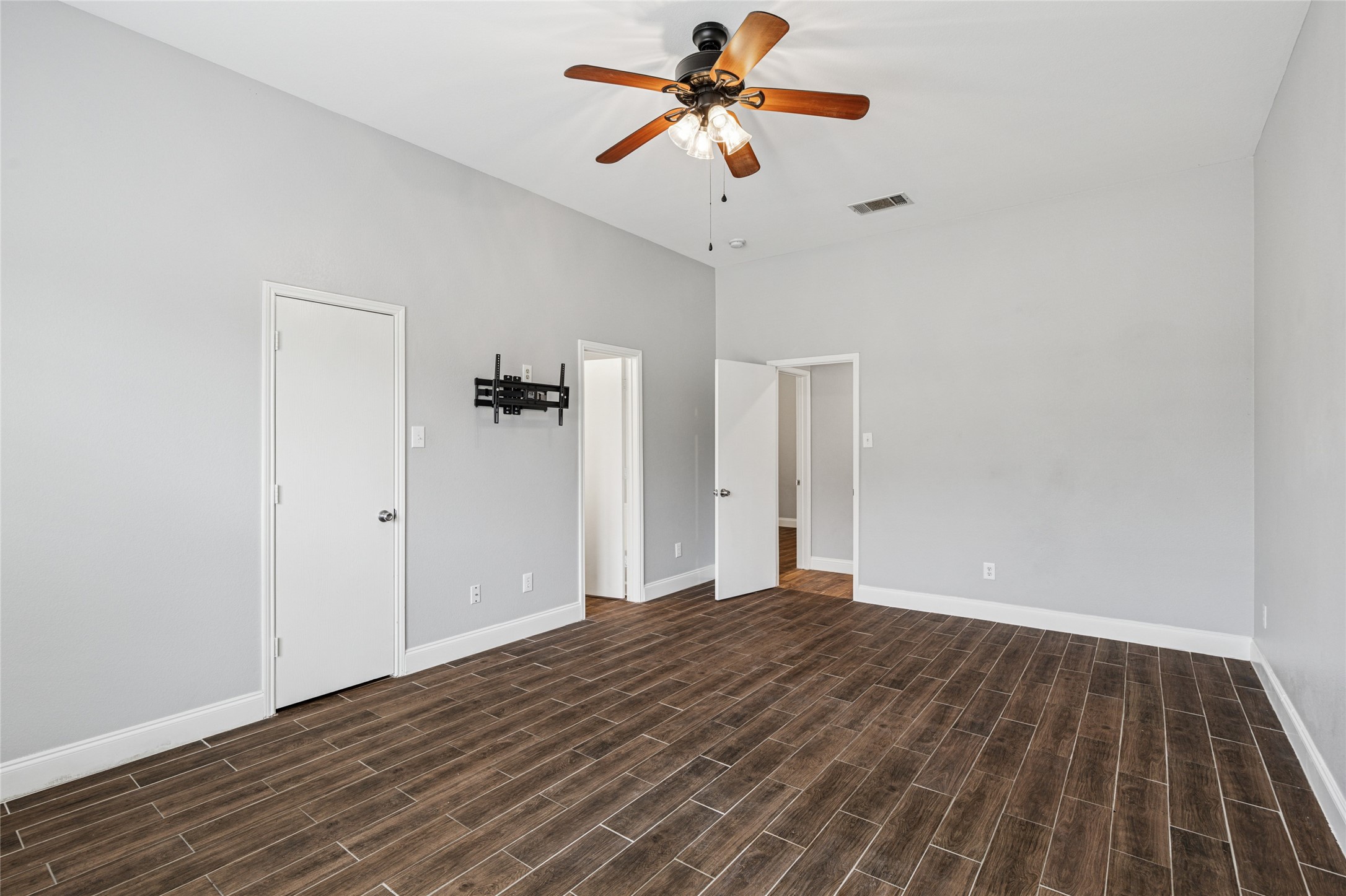 1328 Marvin Gardens Lancaster TX 75134