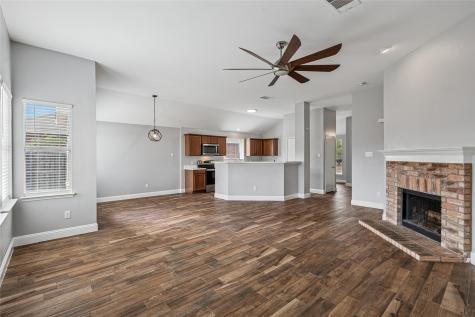 1328 Marvin Gardens Lancaster TX 75134