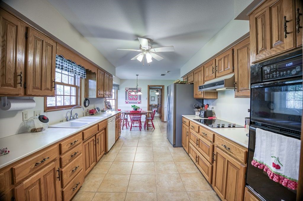 1383 Fm 3266 Palestine TX 75801