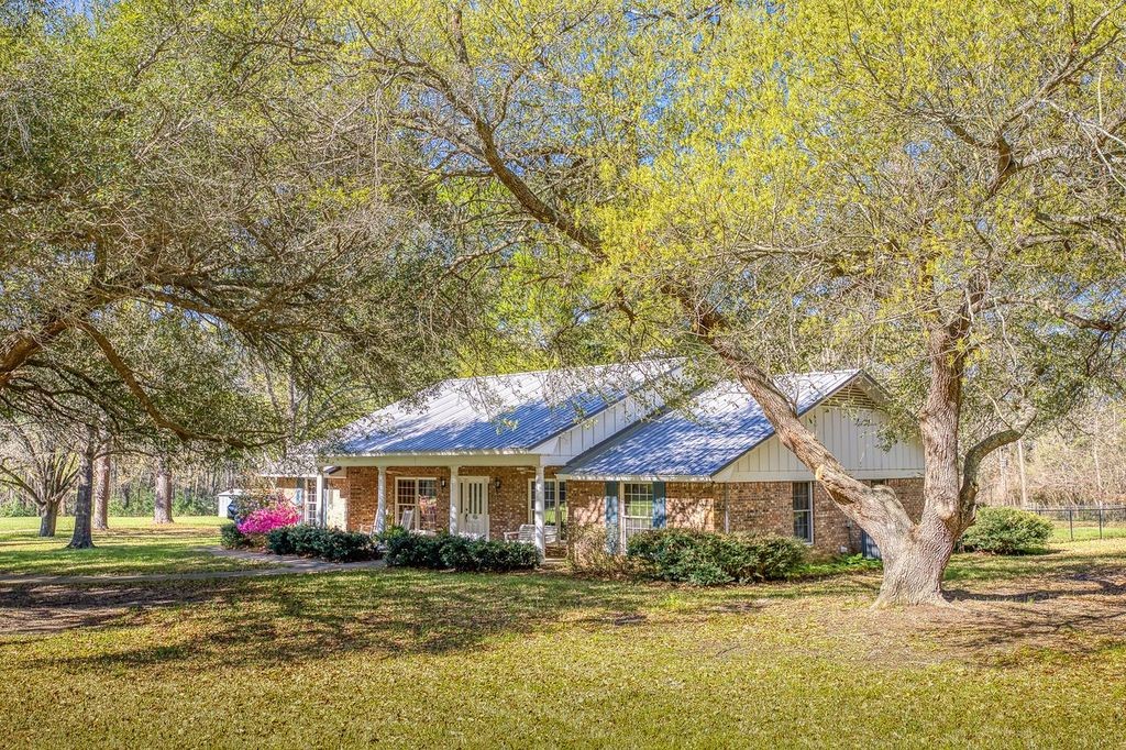 1383 Fm 3266 Palestine TX 75801