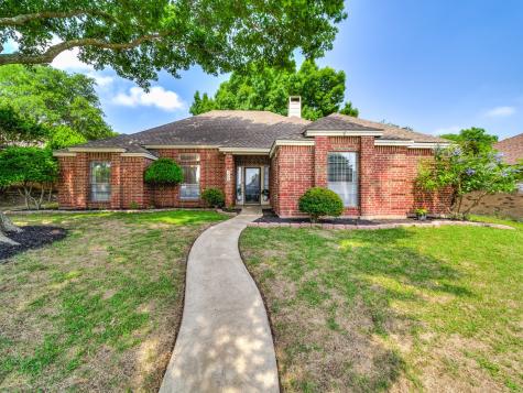 205 Elder Oak Drive Desoto TX 75115