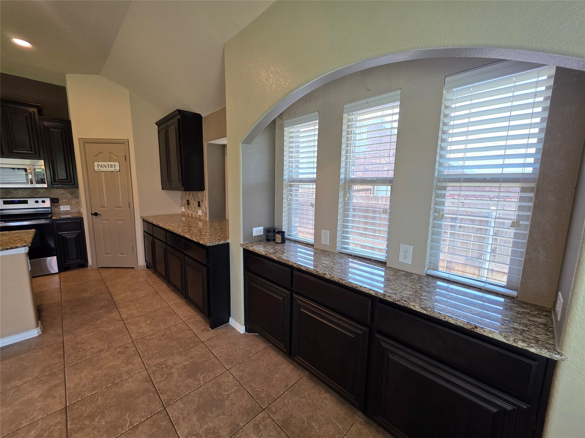 6602 Morning Dew Drive Midlothian TX 76065