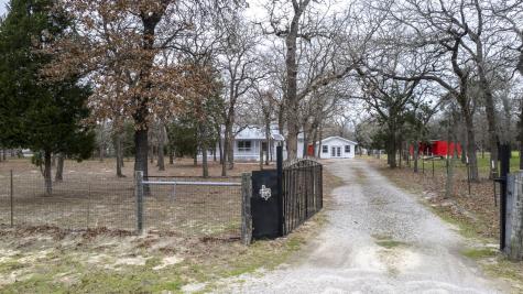 401 Christensen Road Elgin TX 78621