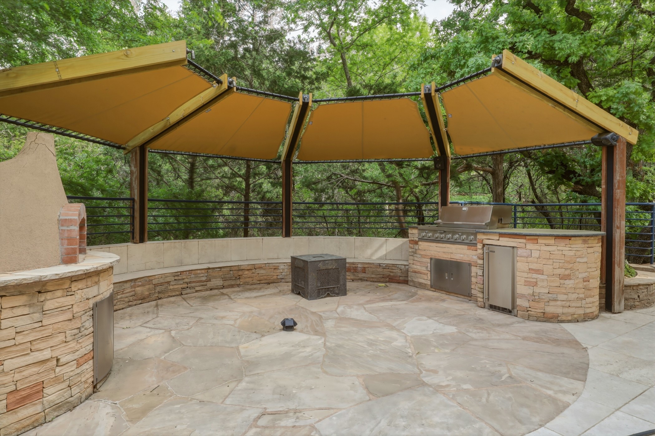 2607 Hemingway Drive Arlington TX 76006