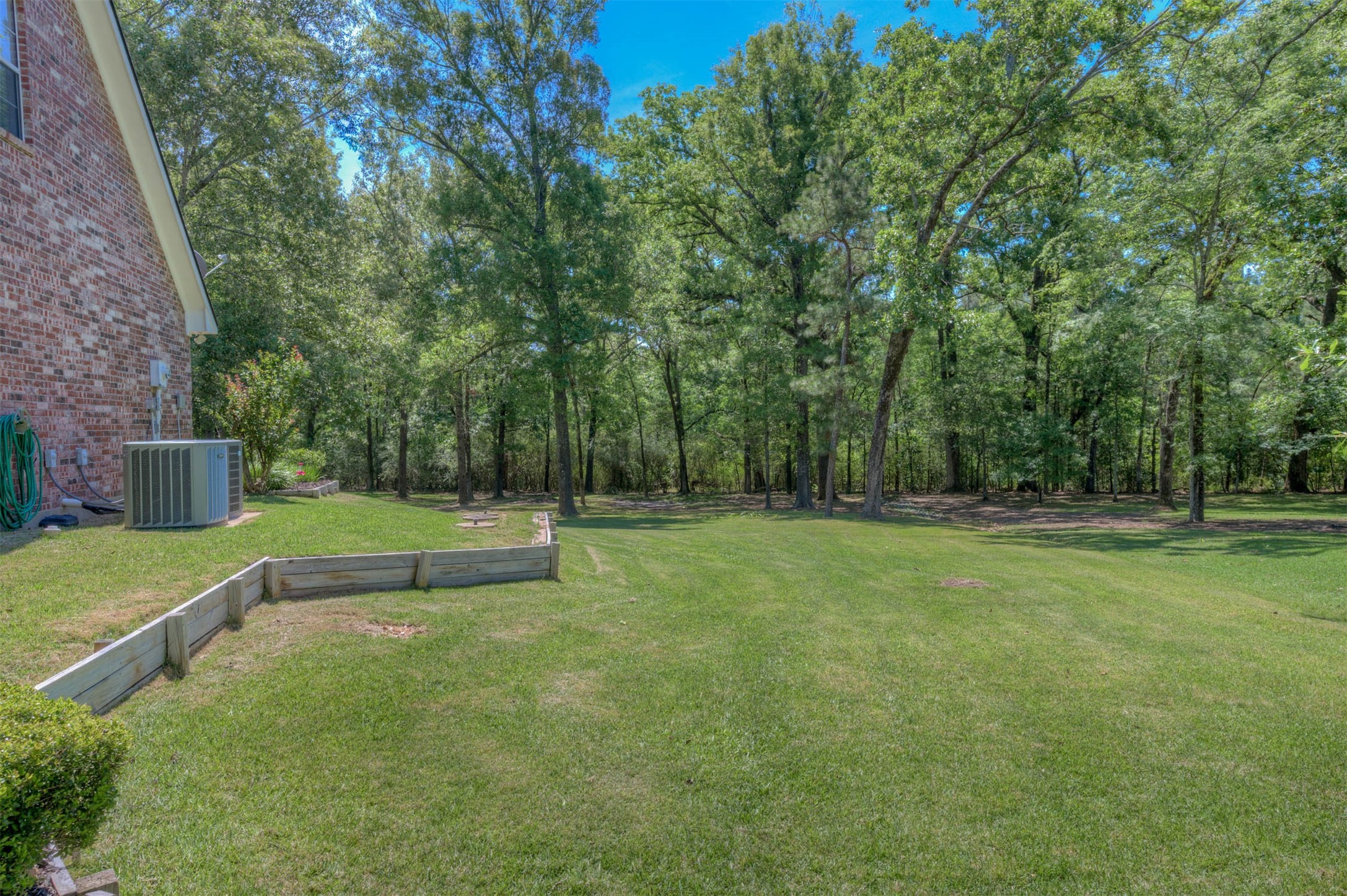 10685 Saint Charles Place Keithville LA 71047