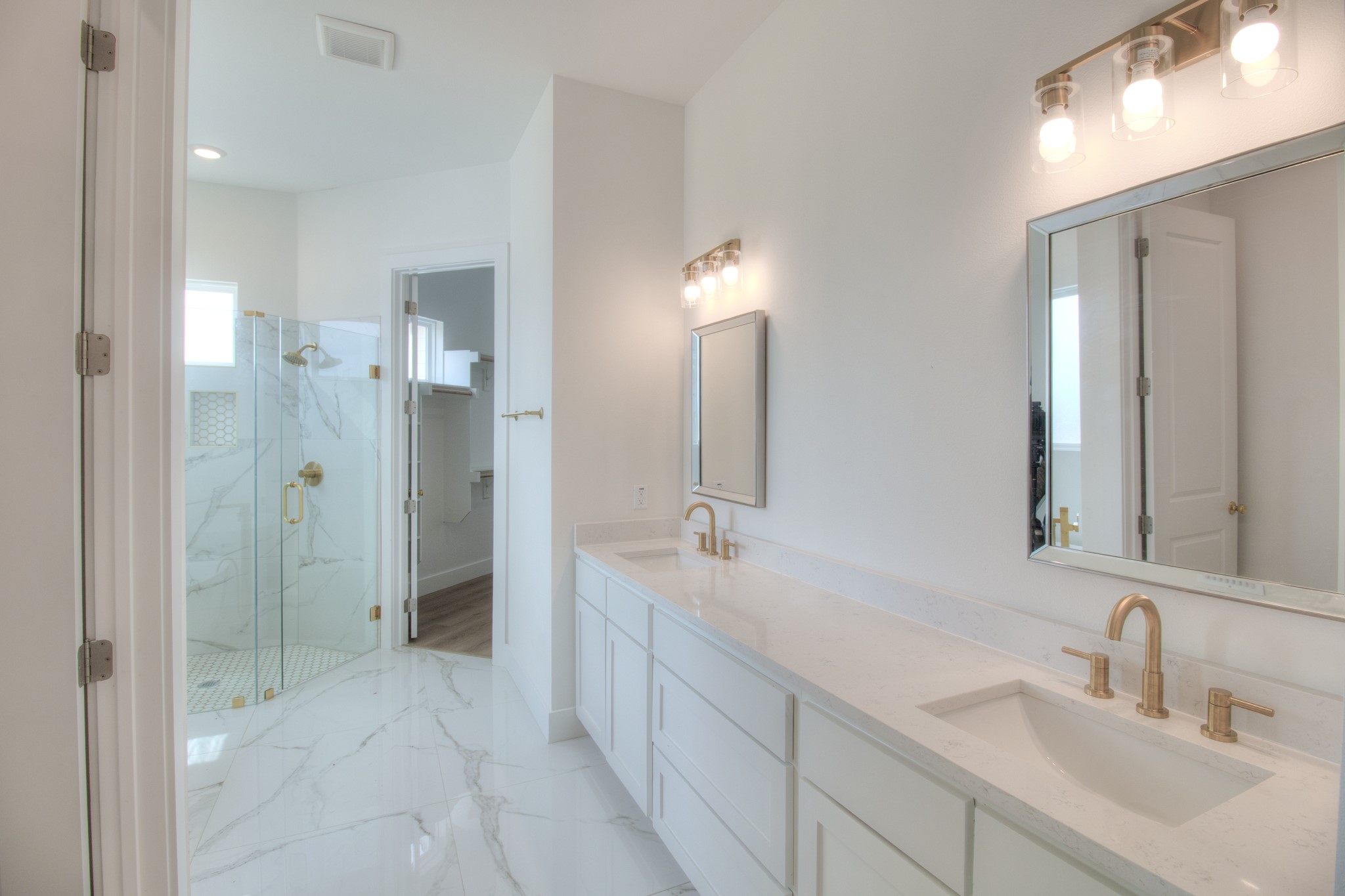 117 Mustang Springs Circle Sunset TX 76270