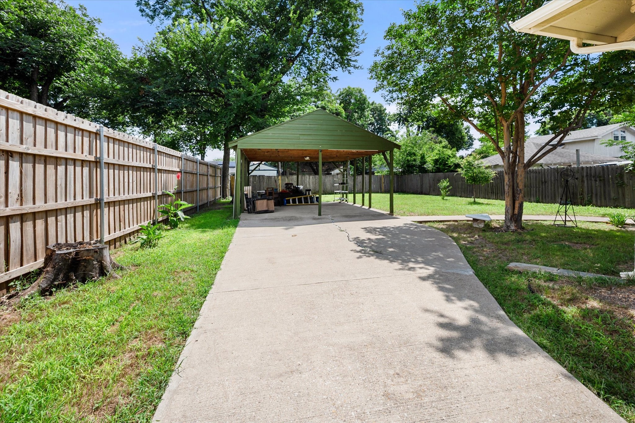 5107 Denton Drive Dallas TX 75235