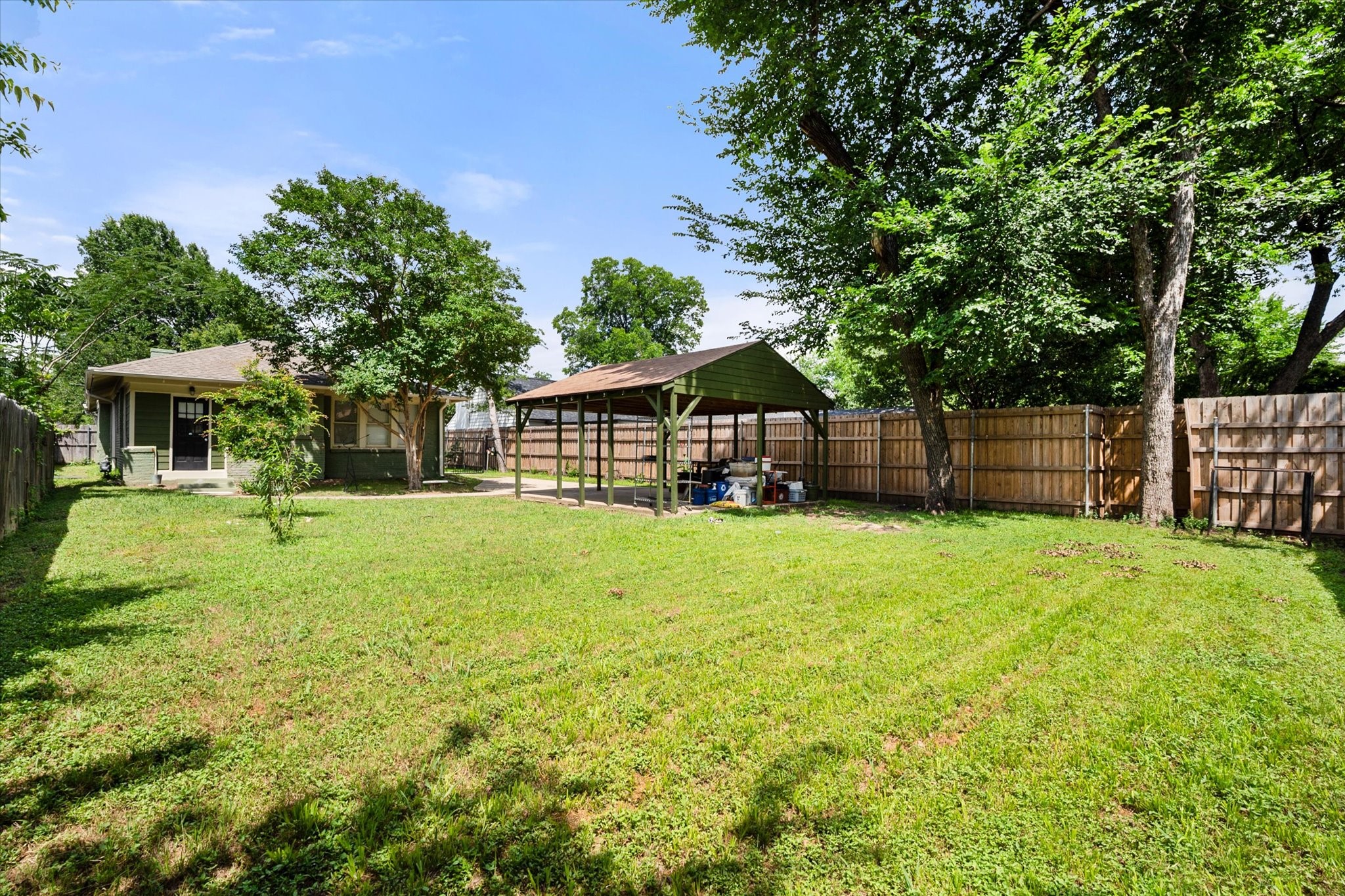 5107 Denton Drive Dallas TX 75235