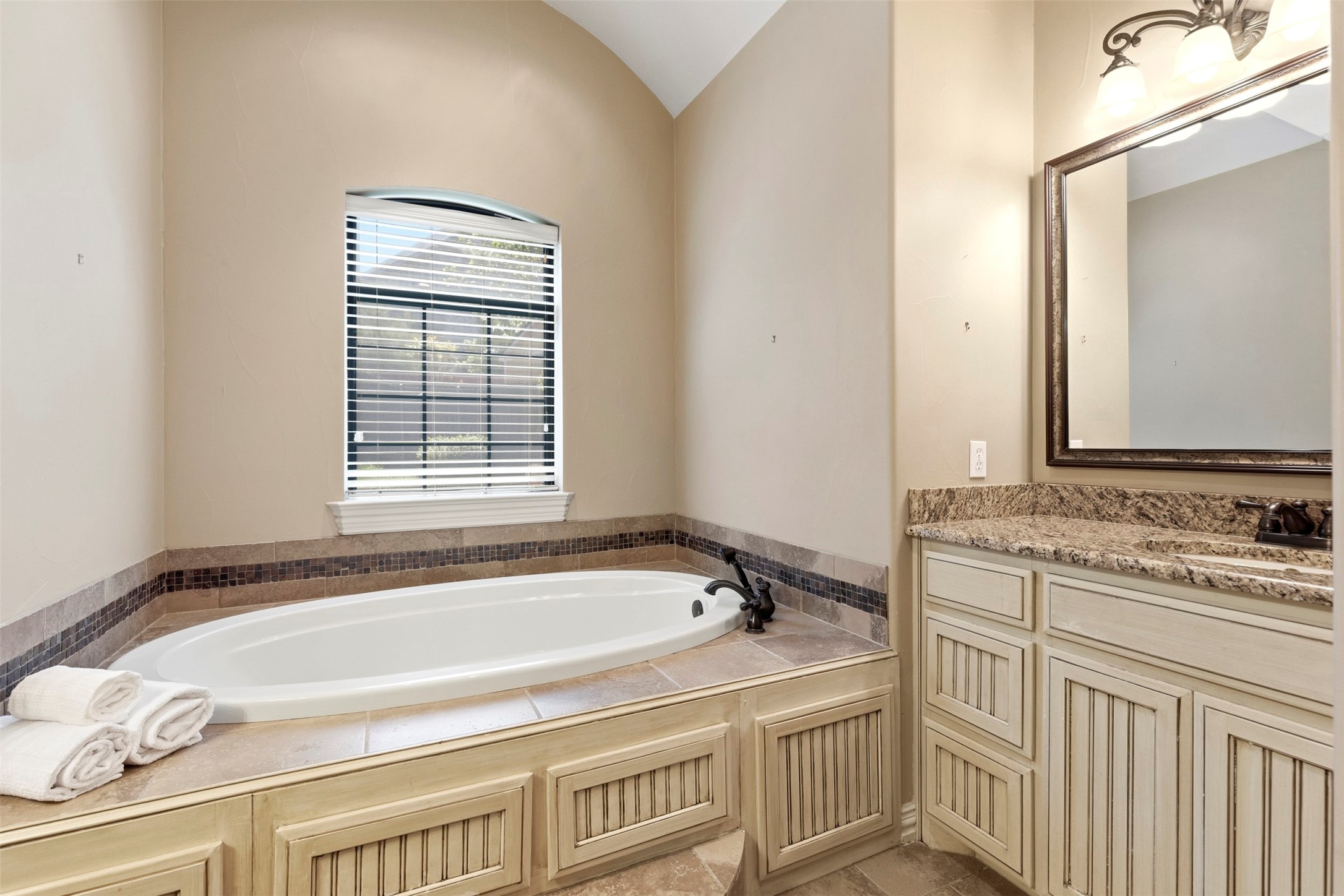 2705 Silverado Trail Sherman TX 75092