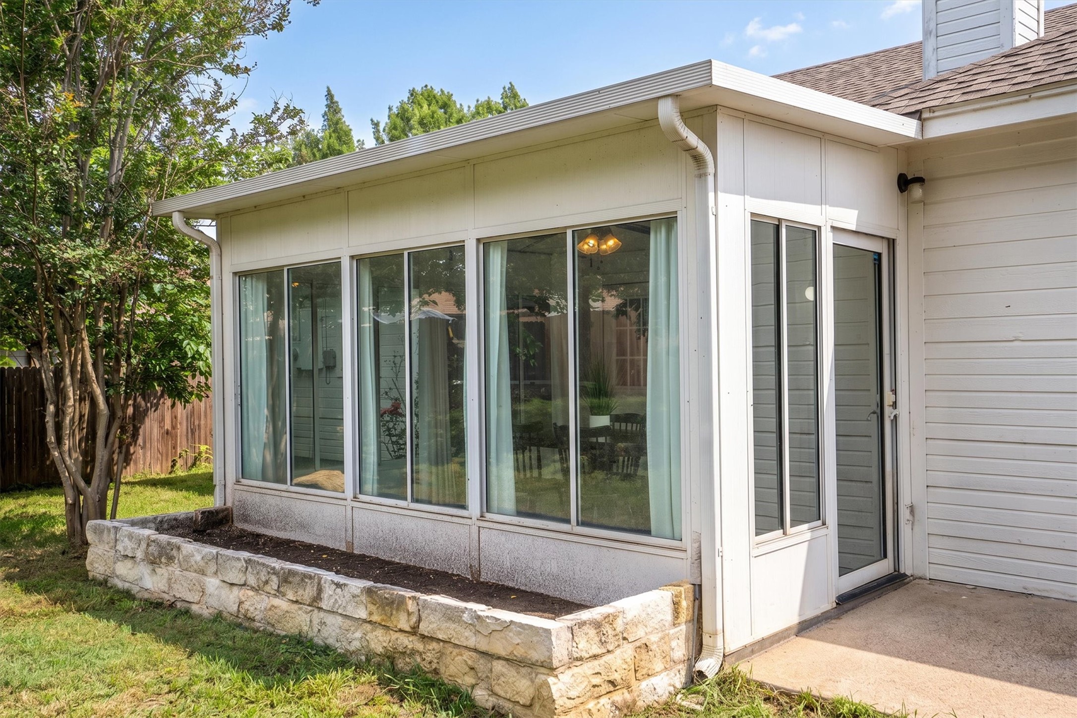 211 Arthur Drive Kennedale TX 76060