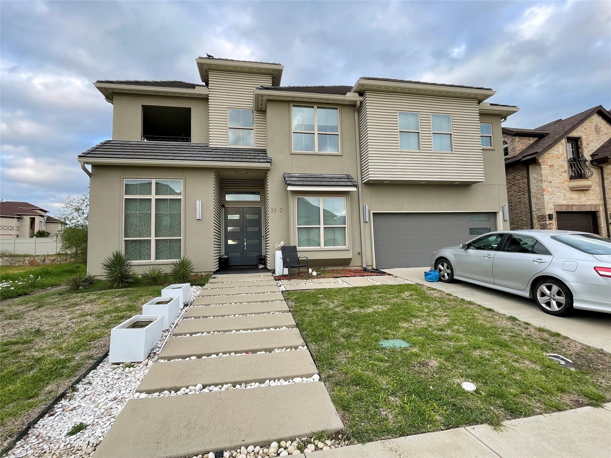 2812 Almanzor Avenue Irving TX 75062