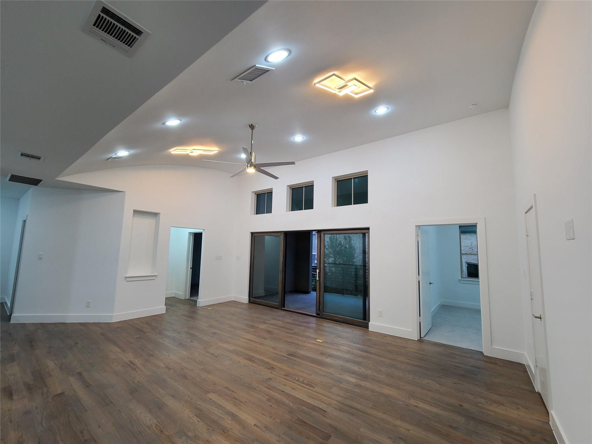 2812 Almanzor Avenue Irving TX 75062
