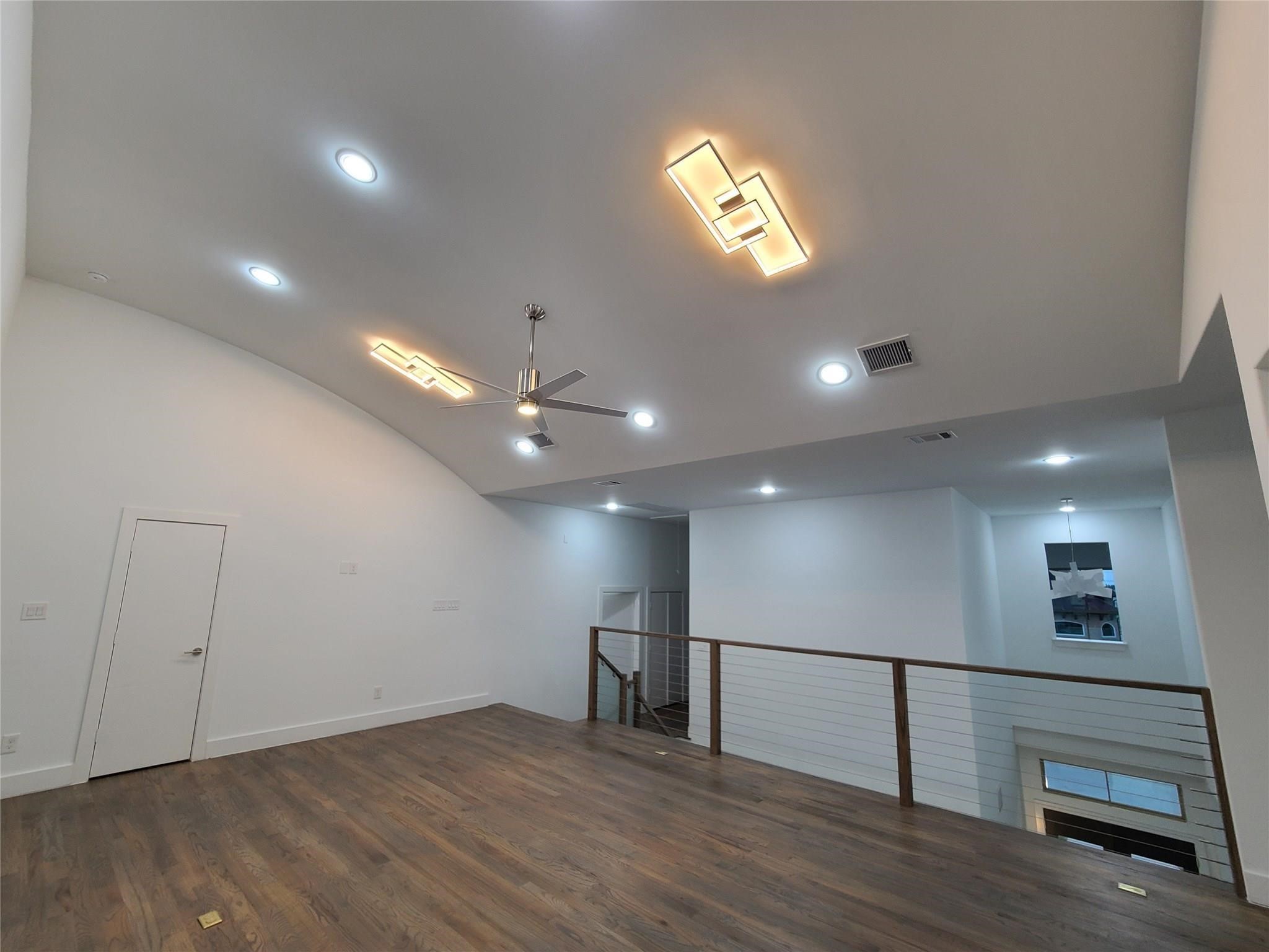 2812 Almanzor Avenue Irving TX 75062