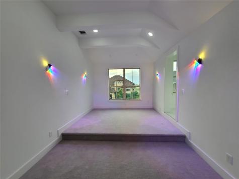 2812 Almanzor Avenue Irving TX 75062