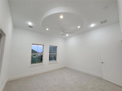 2812 Almanzor Avenue Irving TX 75062