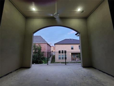 2812 Almanzor Avenue Irving TX 75062
