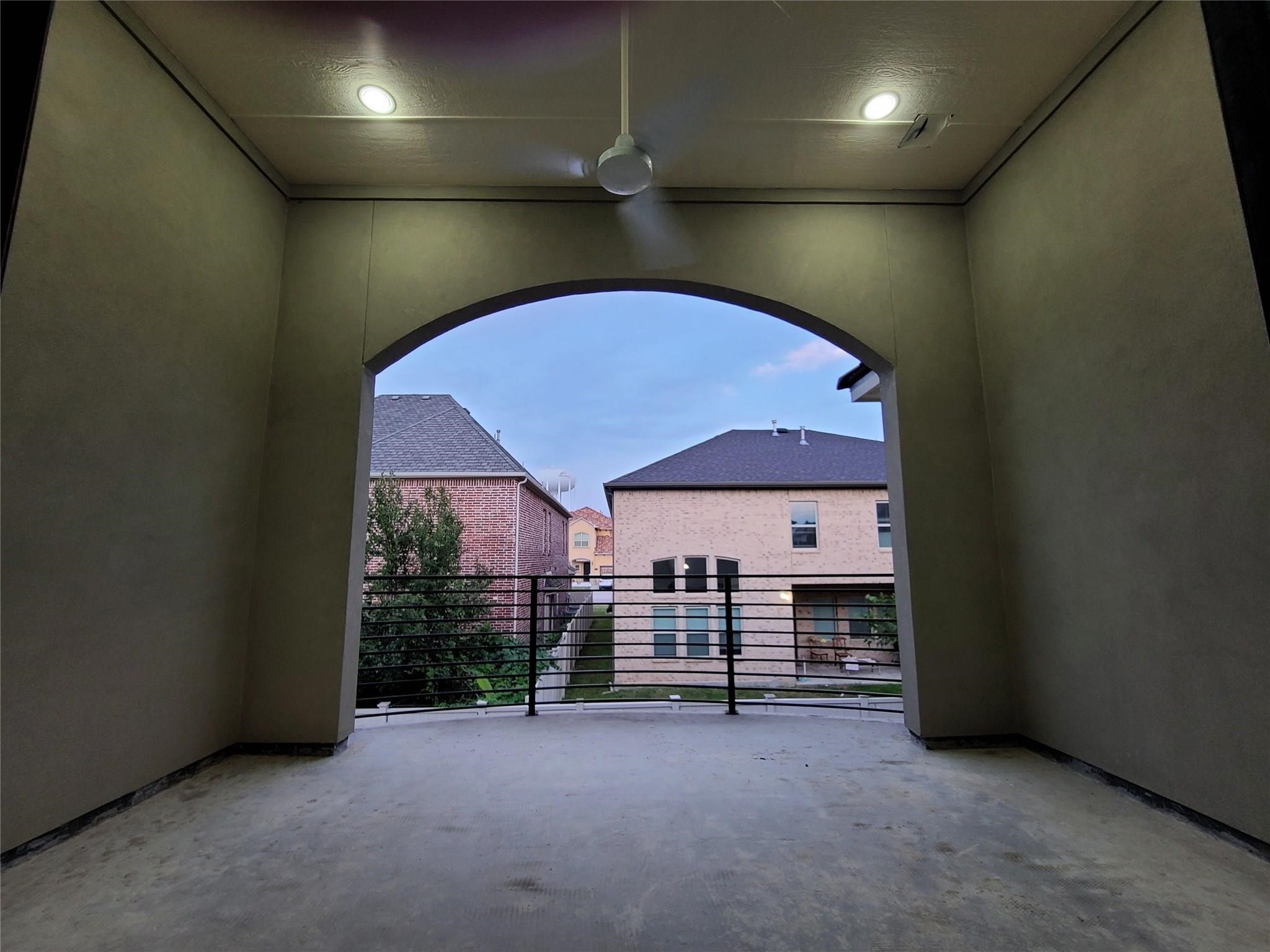 2812 Almanzor Avenue Irving TX 75062