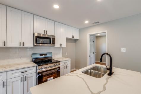 6601 Reeves Street Richland Hills TX 76118