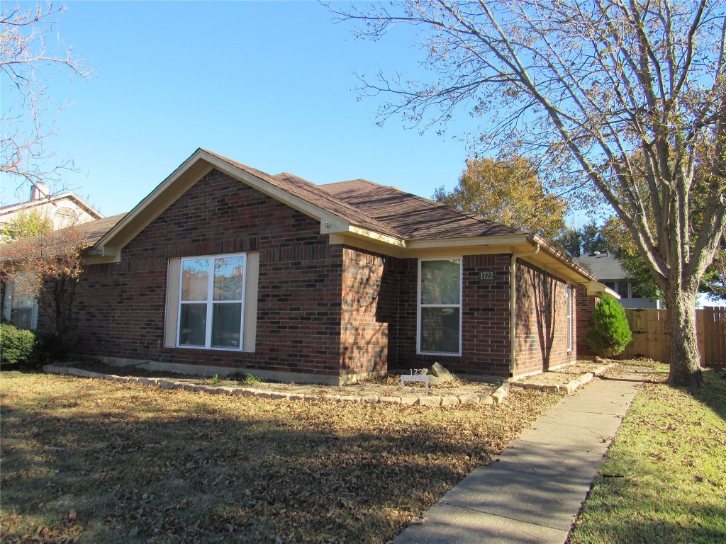 1722 Quail Run Drive Garland TX 75040