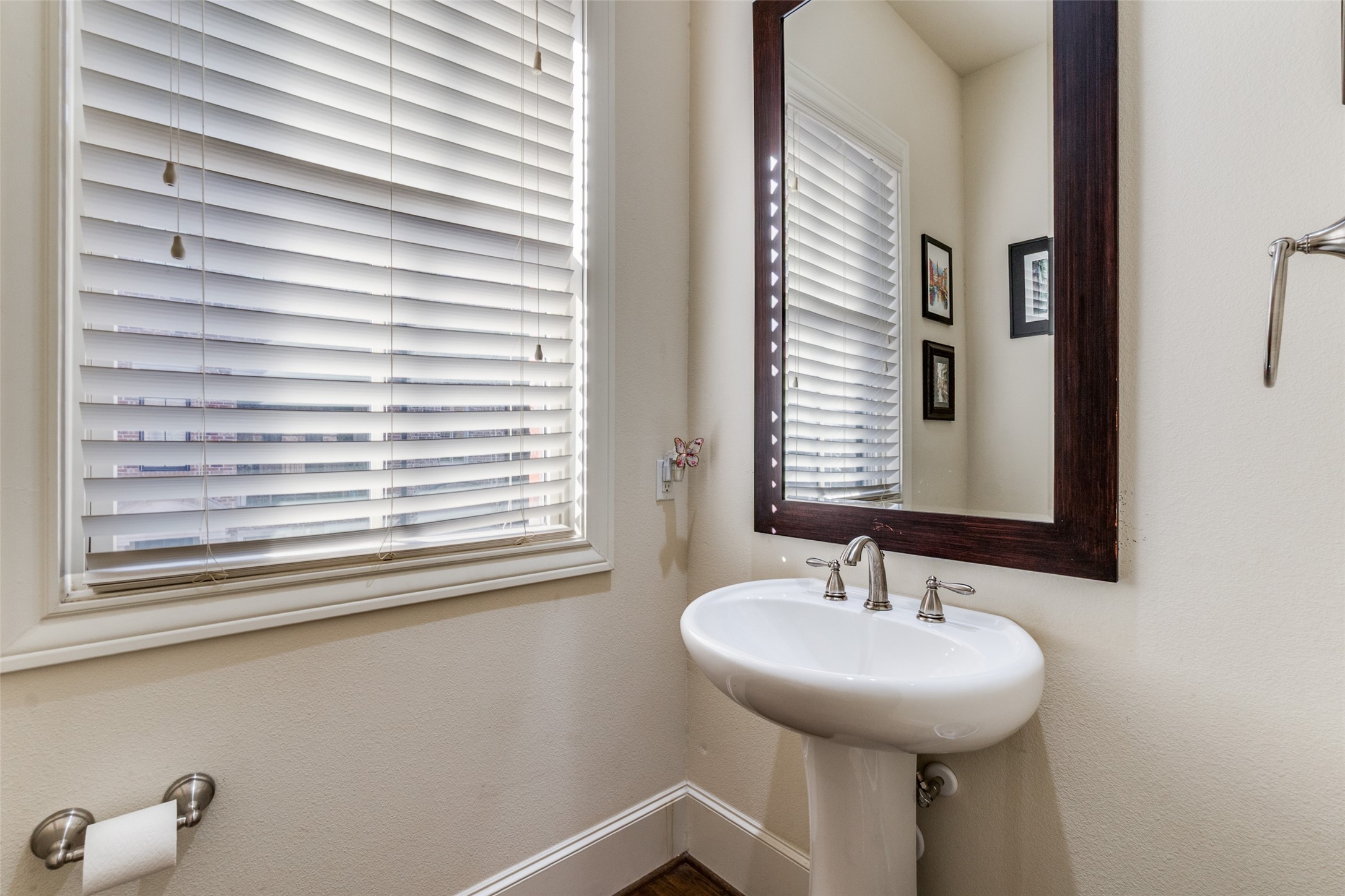 2171 Helsminster Drive Dallas TX 75201