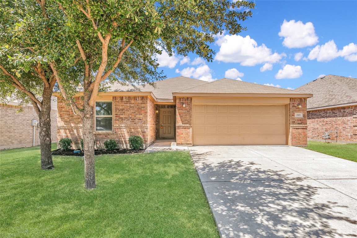 5909 Stirrup Iron Drive Fort Worth TX 76179