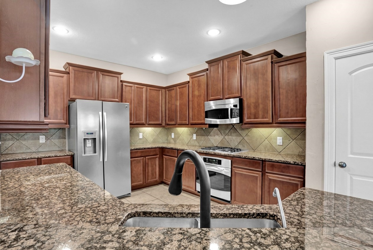 6201 Whetstone Drive Mckinney TX 75070