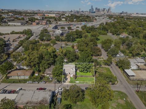 815 Viola Street Dallas TX 75203