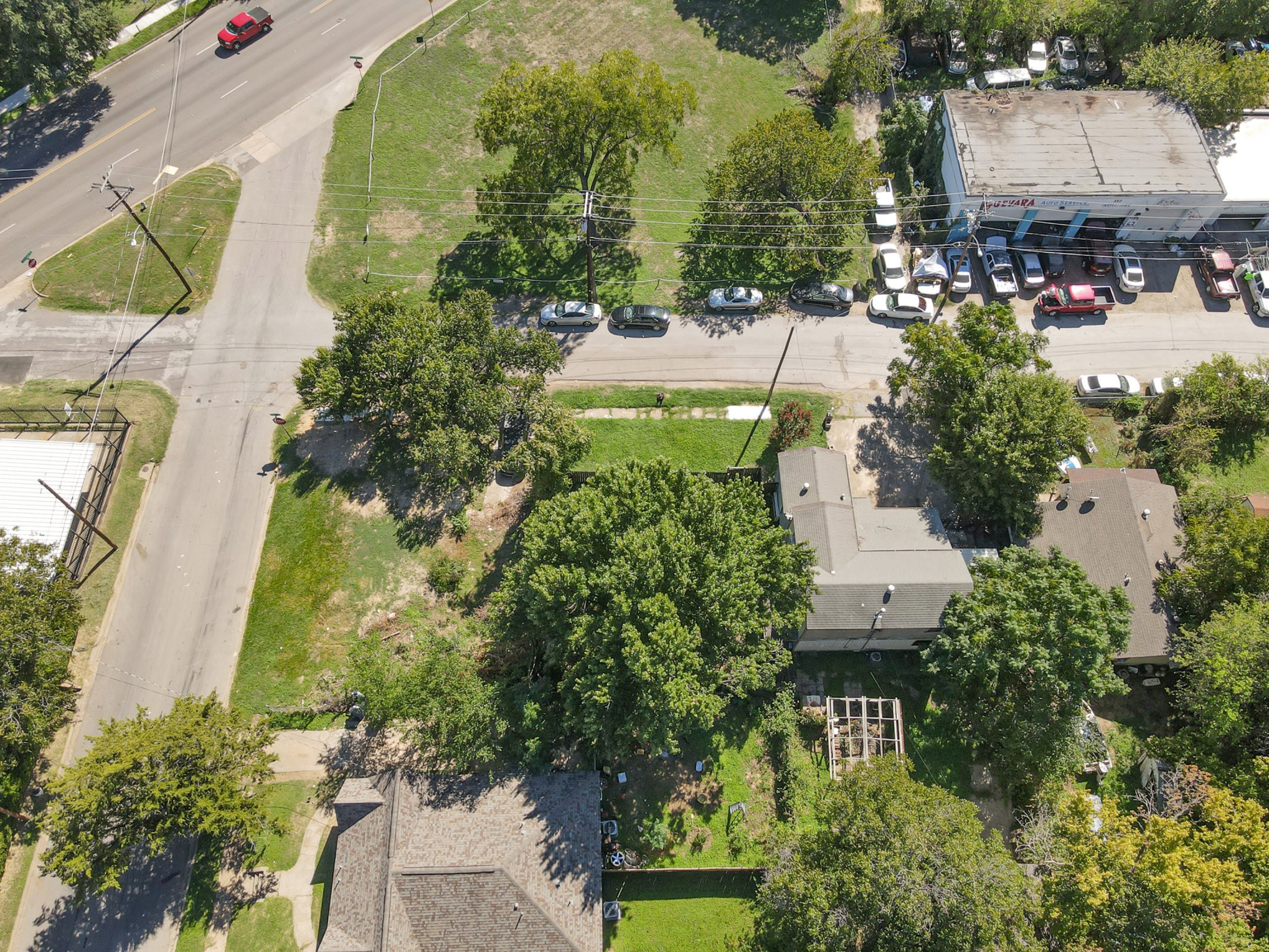 815 Viola Street Dallas TX 75203