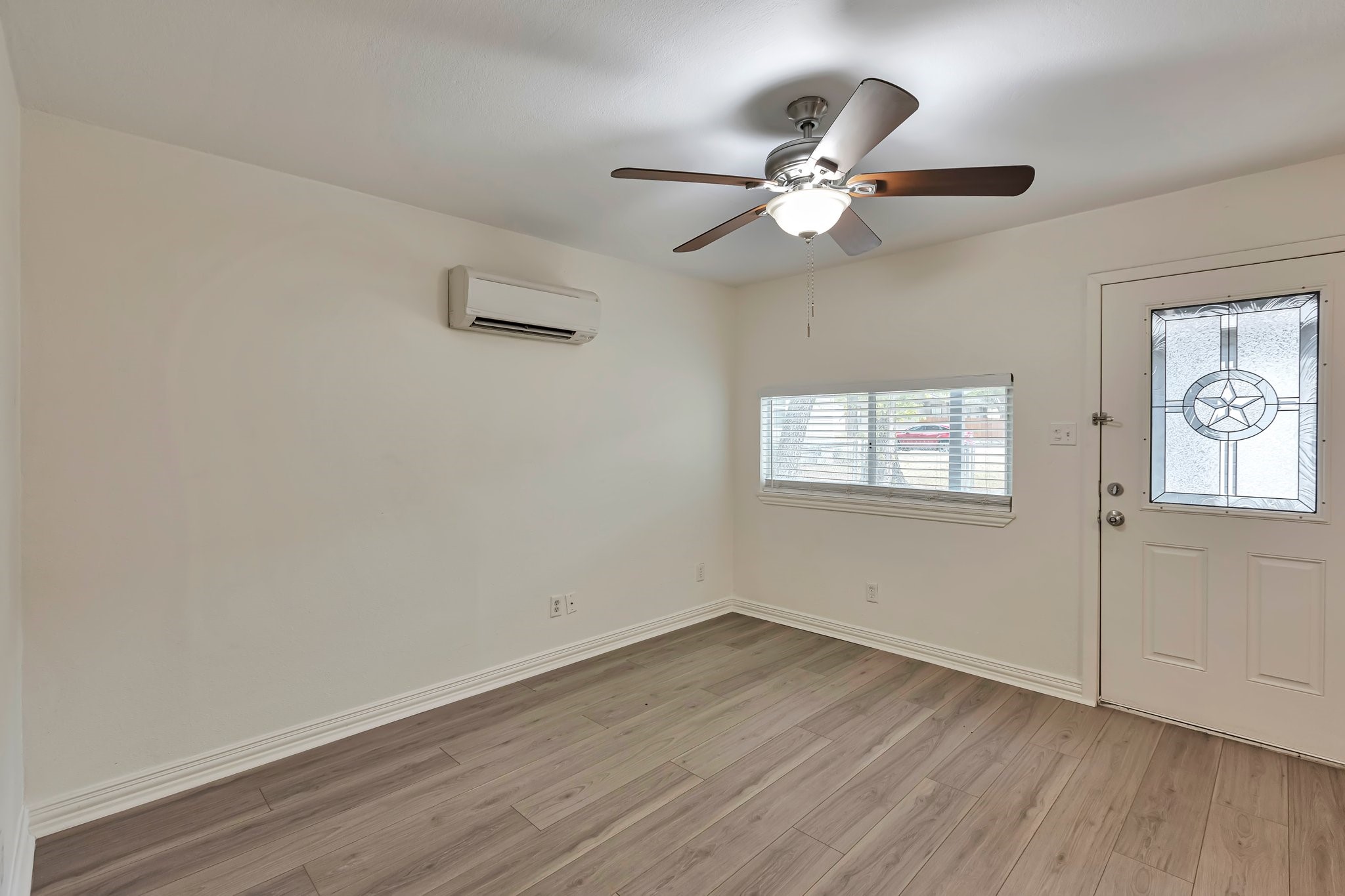 3313 Katrine Street Haltom City TX 76117