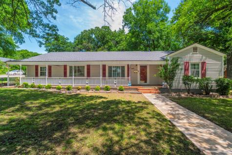 612 W Simmons Street Weatherford TX 76086