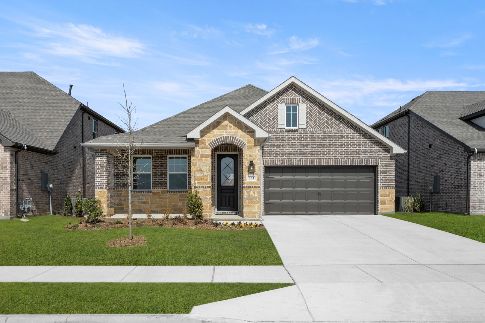 661 Tyronza Drive Justin TX 76247