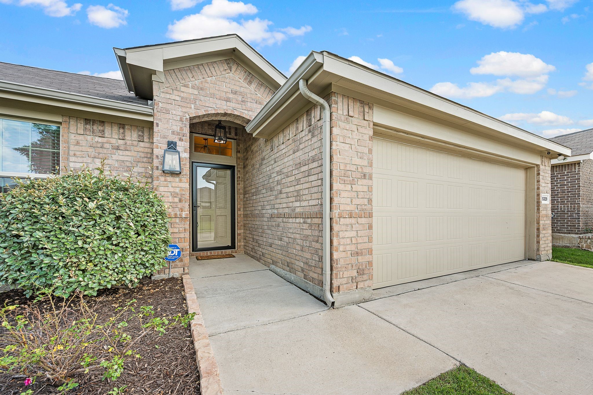 5329 Brahma Trail Fort Worth TX 76179