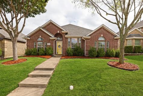 2016 Gardenridge Drive Glenn Heights TX 75154