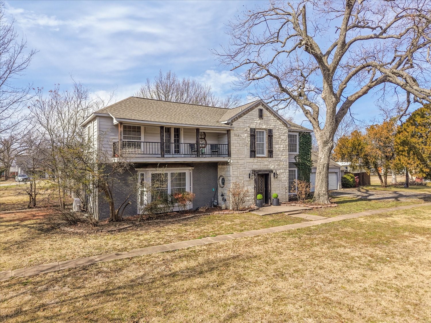 601 N Main Street Leonard TX 75452